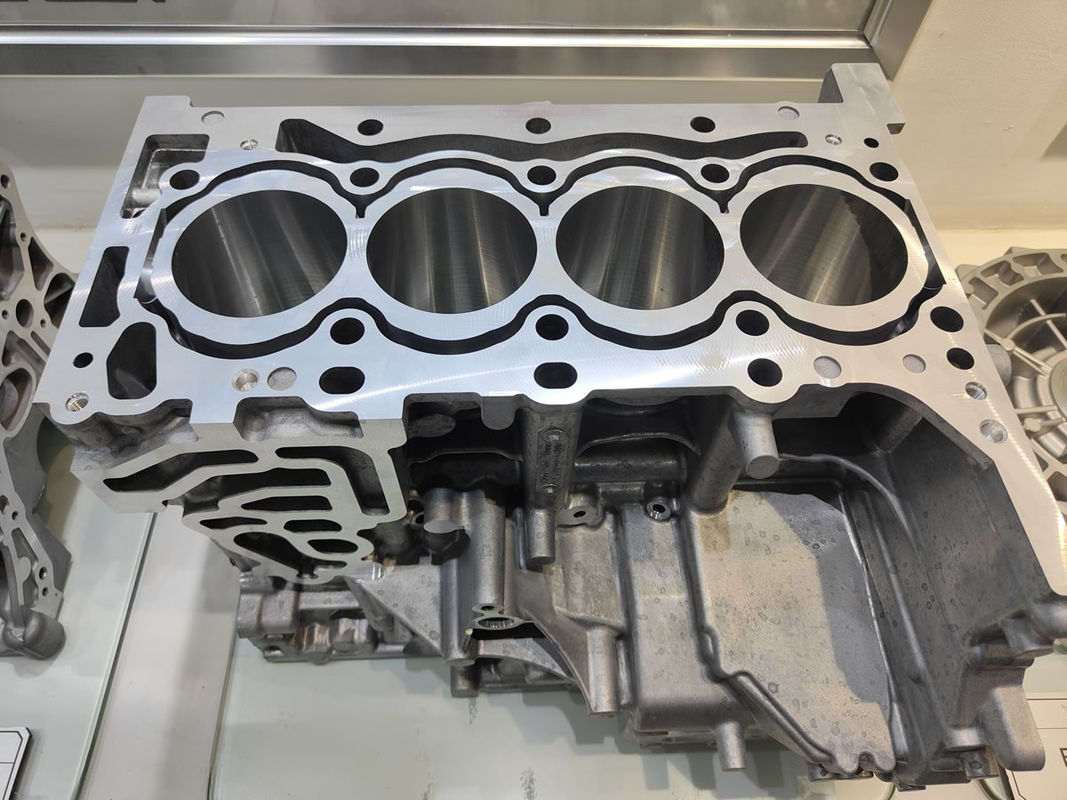 Aluminum Alloy Die Casting Parts Engine Block For Automobile Engine